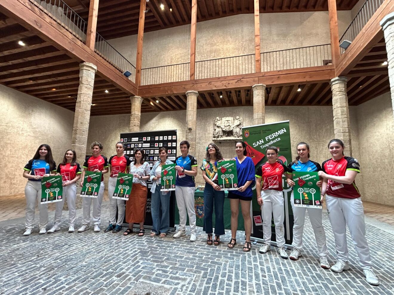 Final de pelota femenina a favor de Adacen